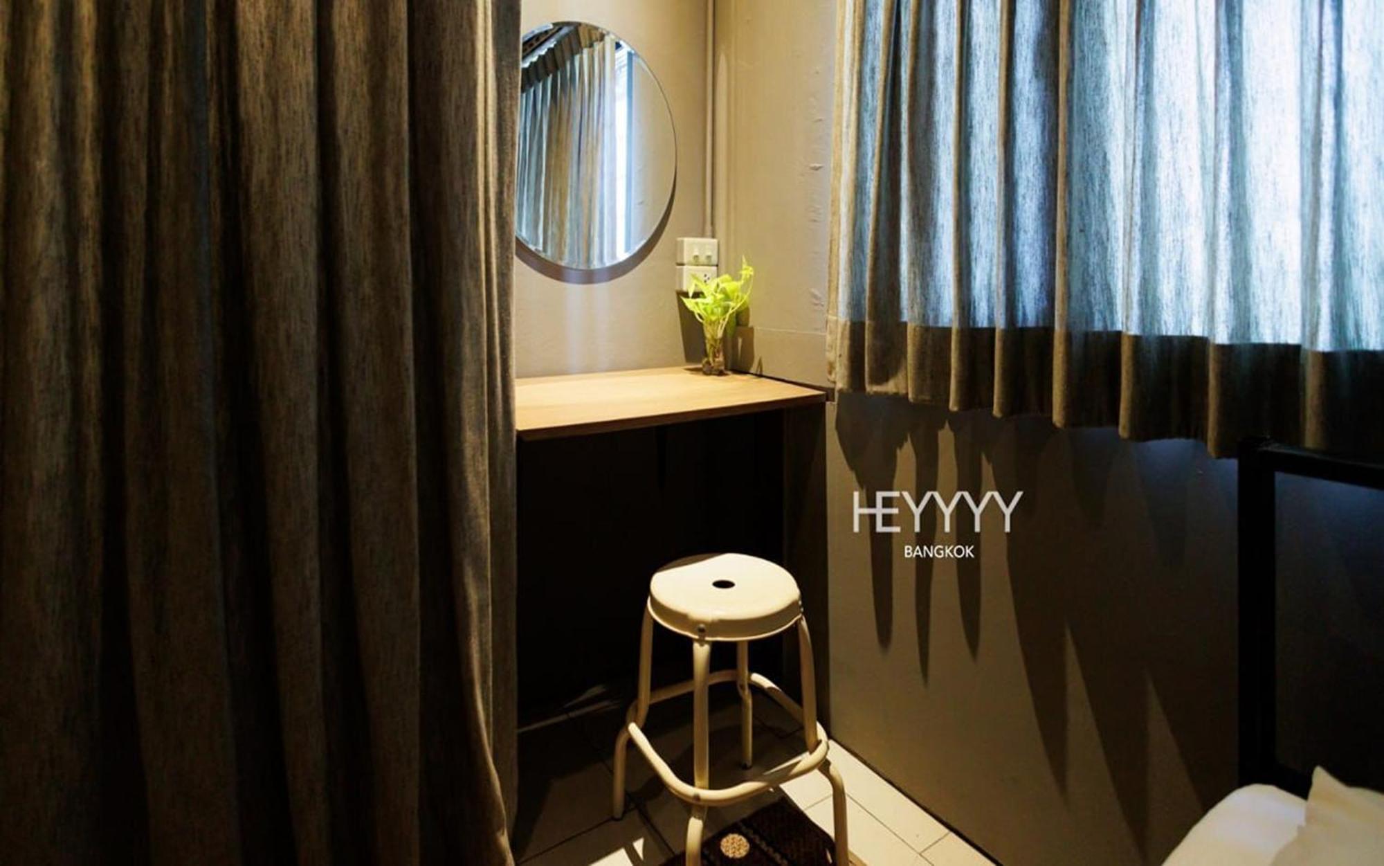 Heyyyy Bangkok Hostel Ngoại thất bức ảnh