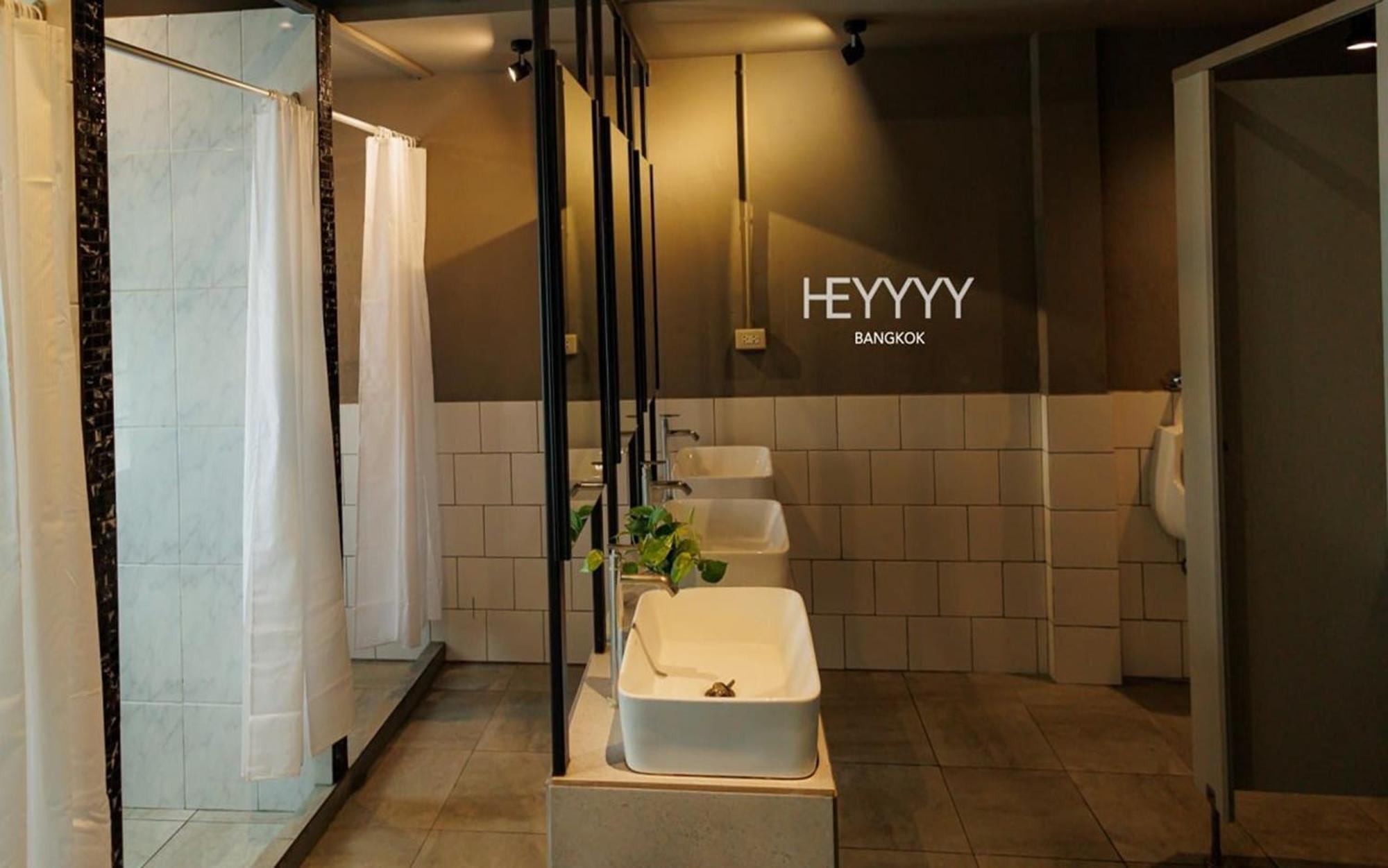Heyyyy Bangkok Hostel Ngoại thất bức ảnh