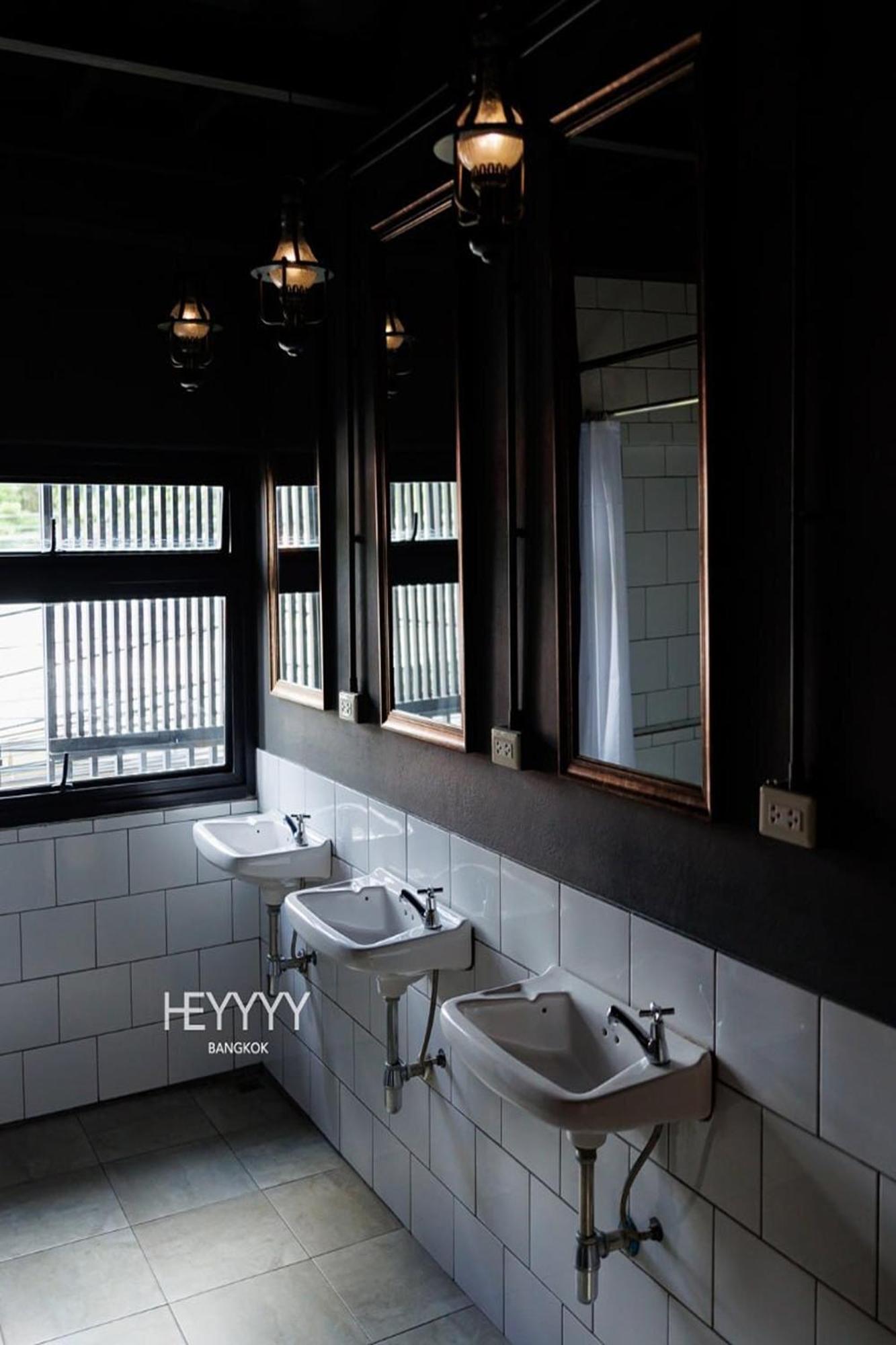 Heyyyy Bangkok Hostel Ngoại thất bức ảnh