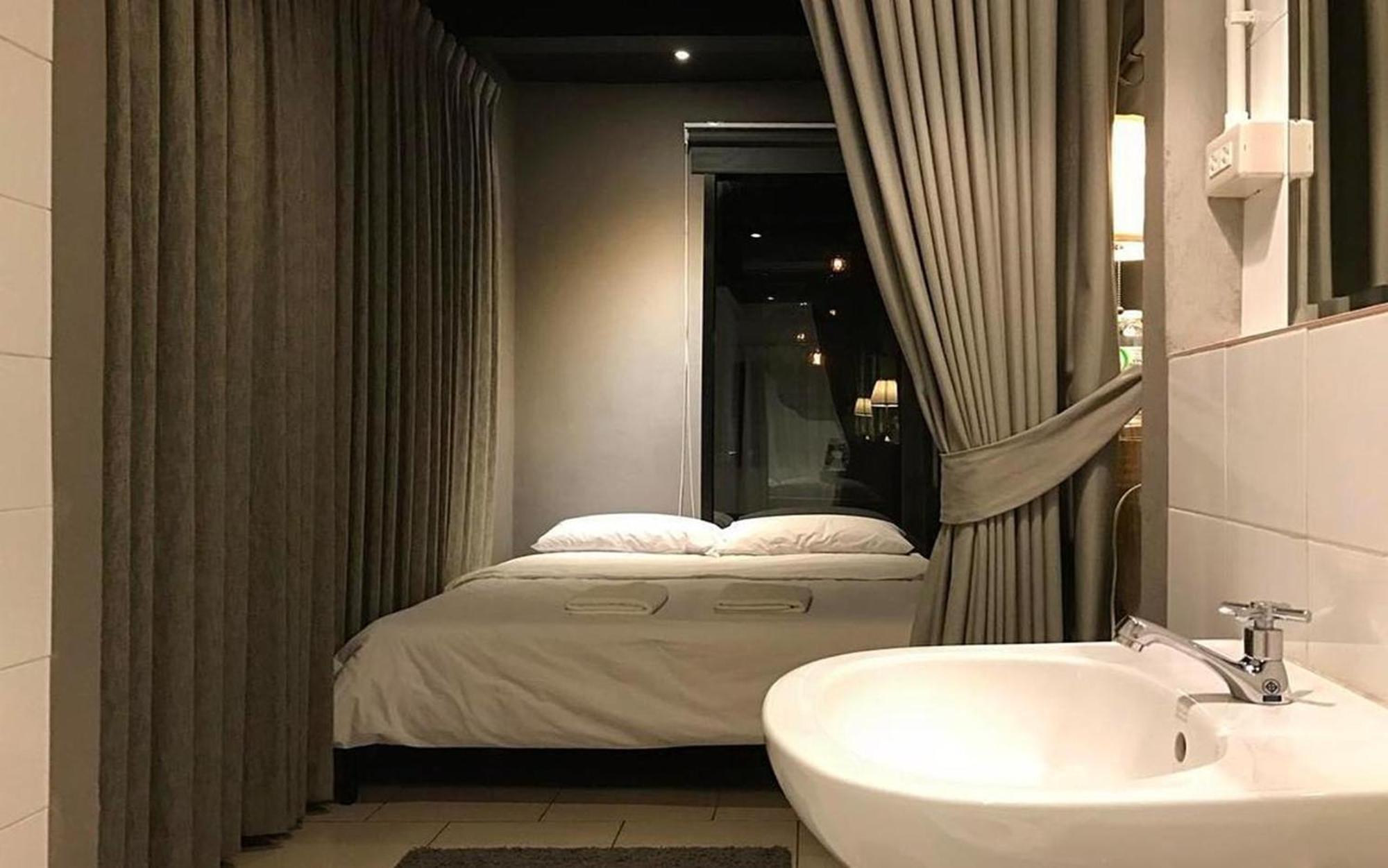 Heyyyy Bangkok Hostel Ngoại thất bức ảnh